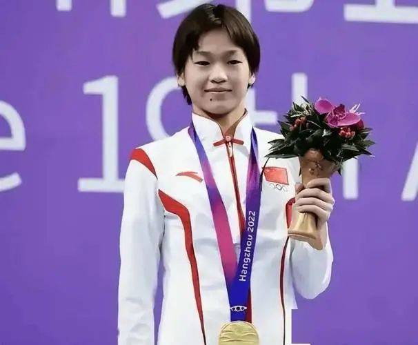 游泳再创历史，冠军实至名归