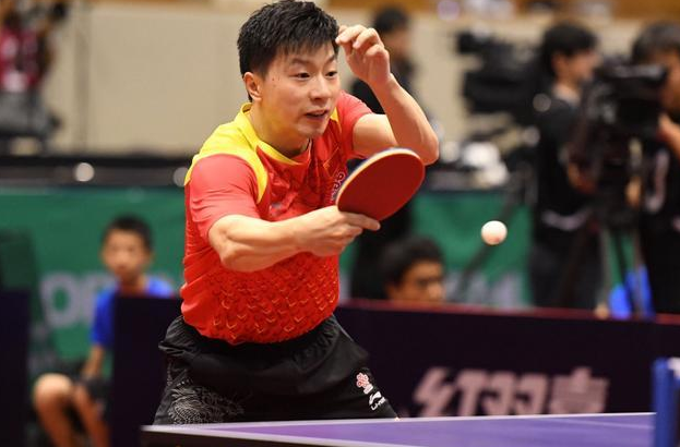 瑞典队力克波兰队，马龙点燃赛场