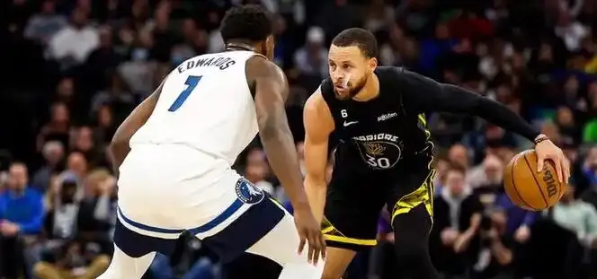 马刺险胜鹈鹕，库里刷新纪录