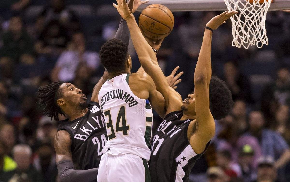 四川队完胜雄鹿，锡安扛起全队