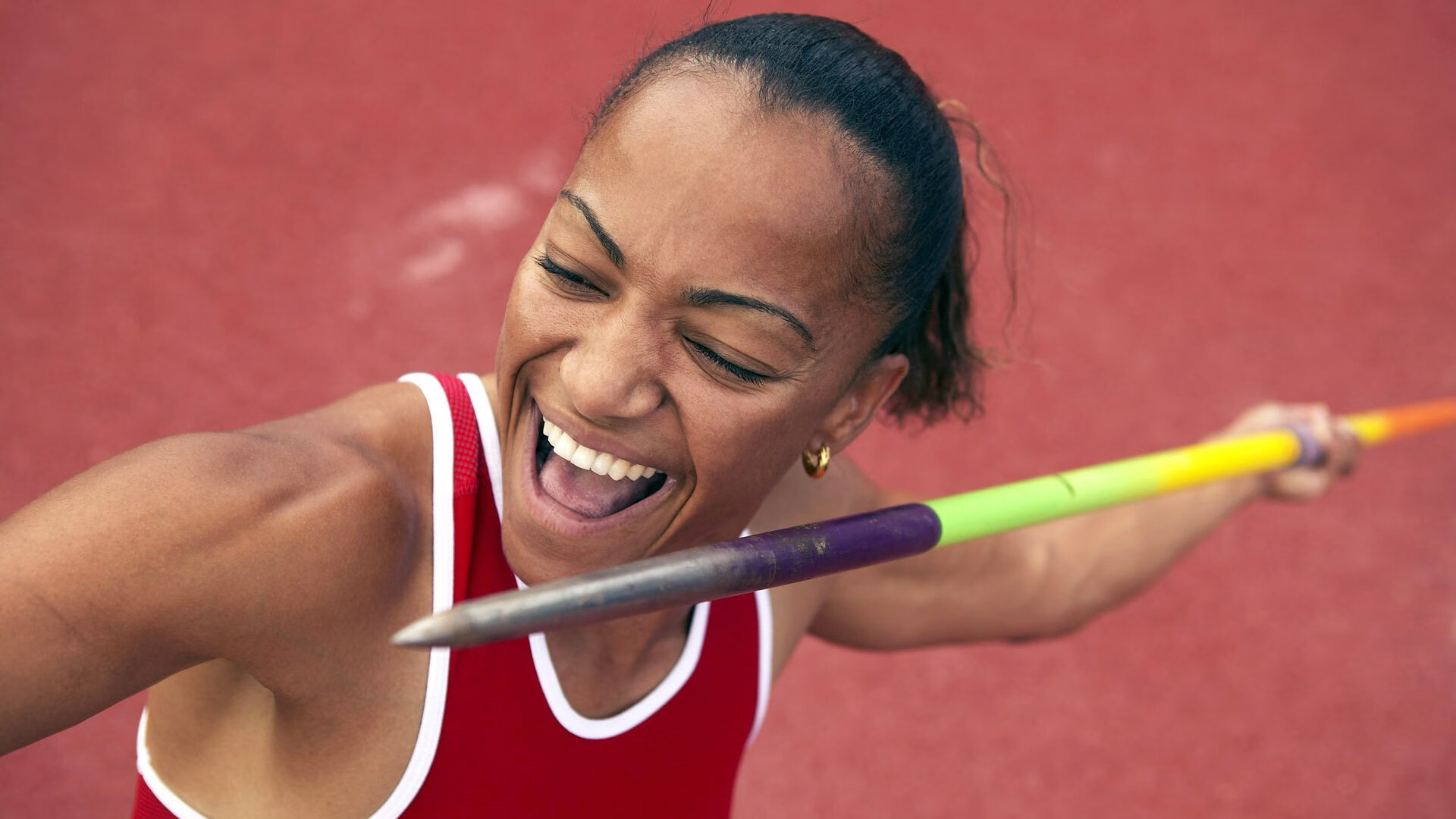 几内亚神锋复刻伊布式咆哮，一脚禁区外倒钩击碎喀麦隆铁壁