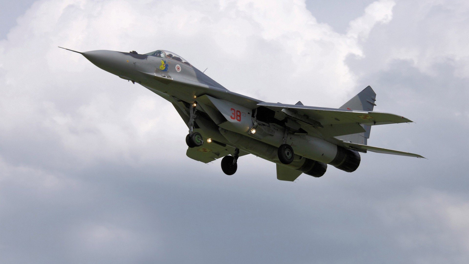 AC米兰对阵委内瑞拉，阿坎吉的硬仗之王传奇